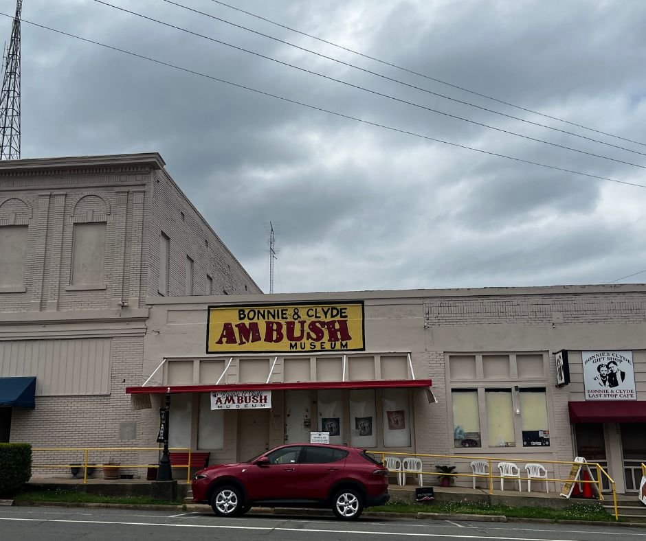 Bonnie and Clyde Ambush Museum Exterior